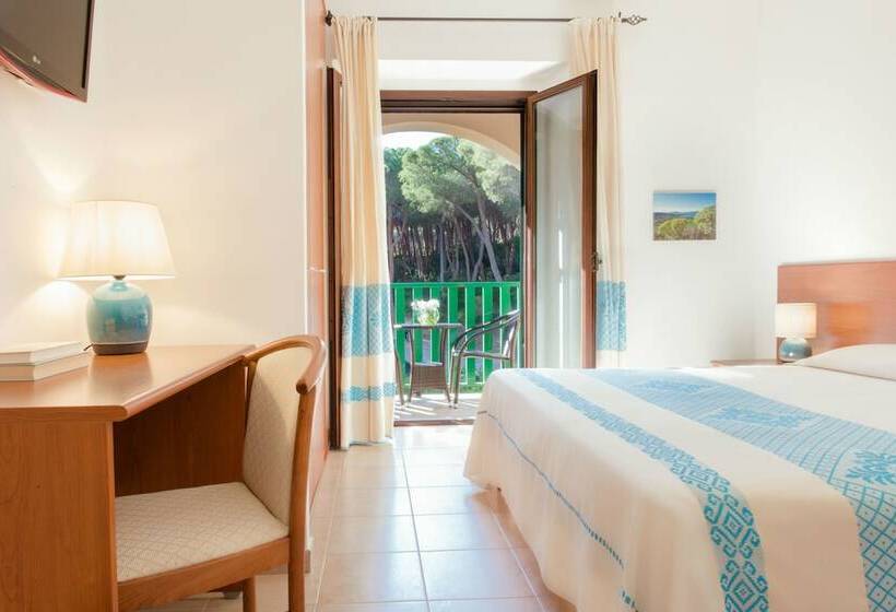 Семейный Номер Вид на Сад, Dei Pini