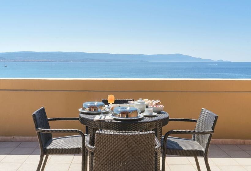 Люкс Вид на Море, Dei Pini