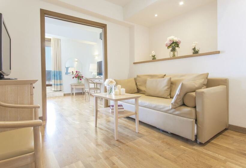 Люкс Вид на Море, Dei Pini