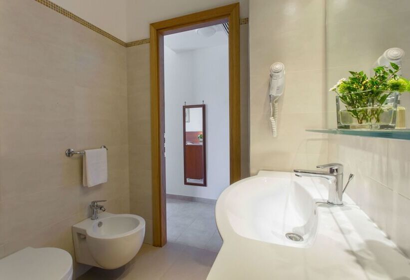 Номер Стандарт, Dei Pini