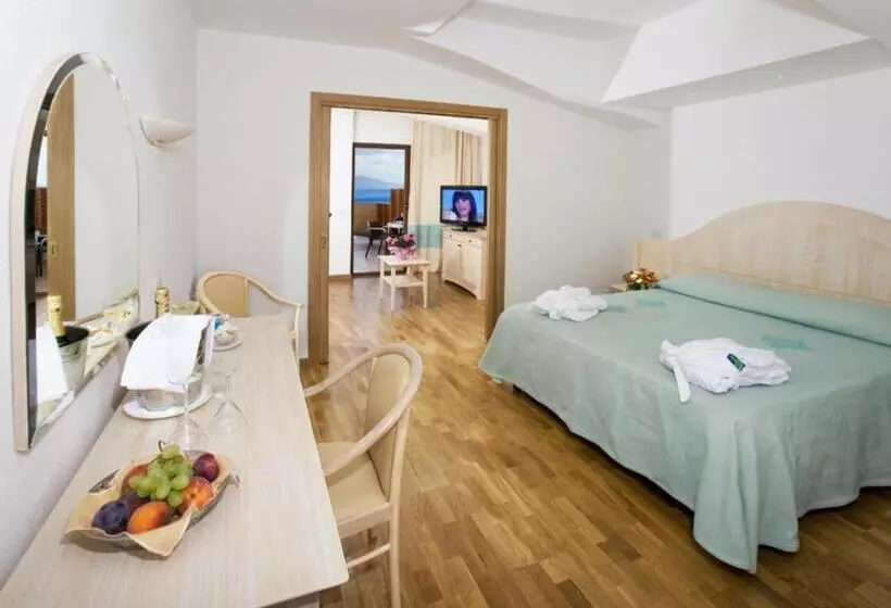 Junior Suite Vista Mar, Dei Pini
