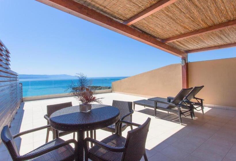 Полулюкс Вид на Море, Dei Pini