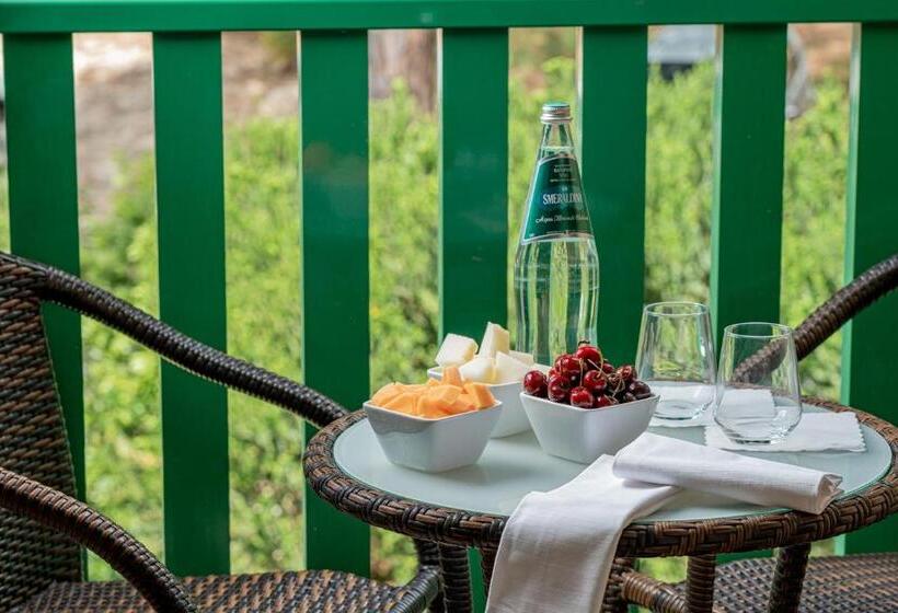 Номер Стандарт, Dei Pini