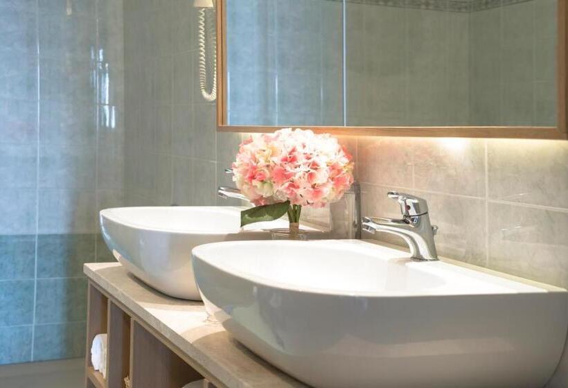 Люкс Вид на Море, Dei Pini