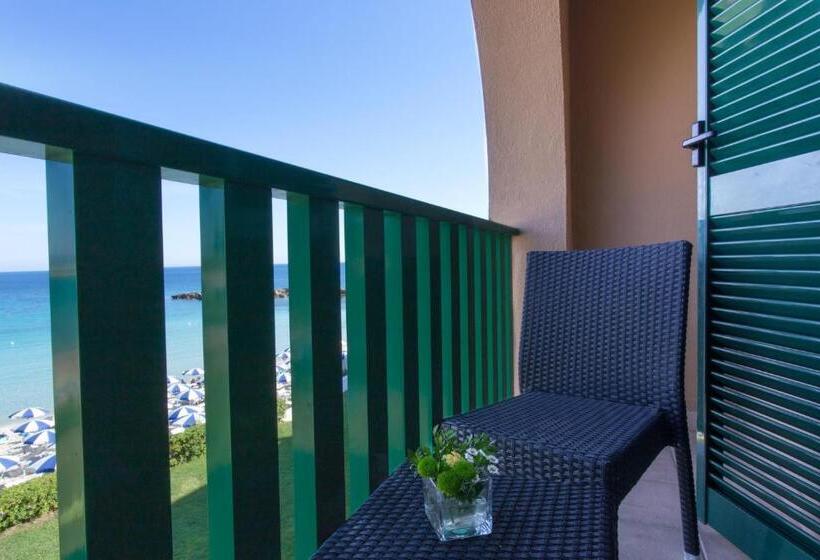 Семейный Номер Вид на Море, Dei Pini