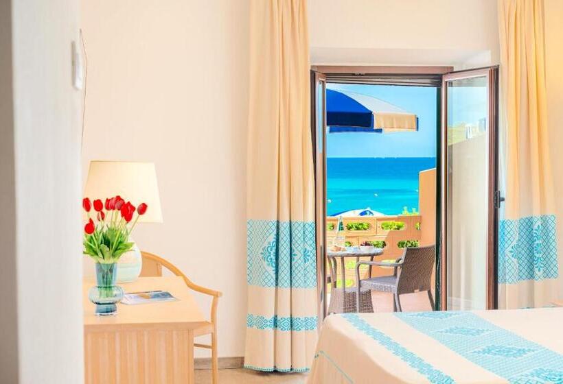 Triple Room Sea View, Dei Pini