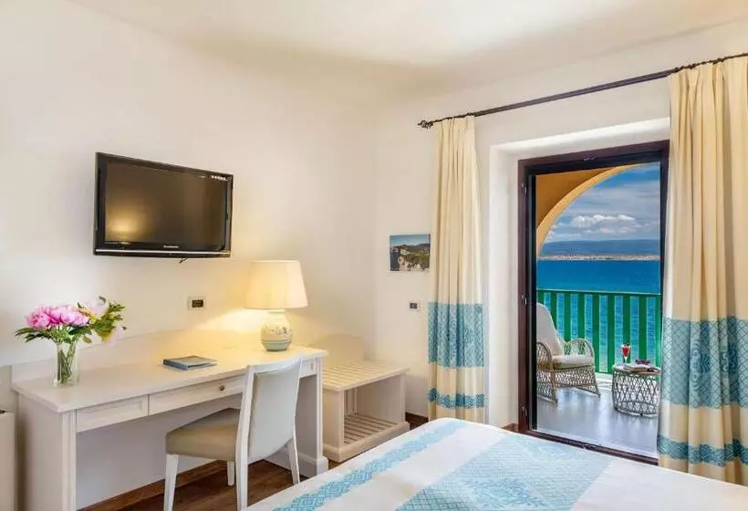 Quarto Triplo Standart Vista Mar, Dei Pini