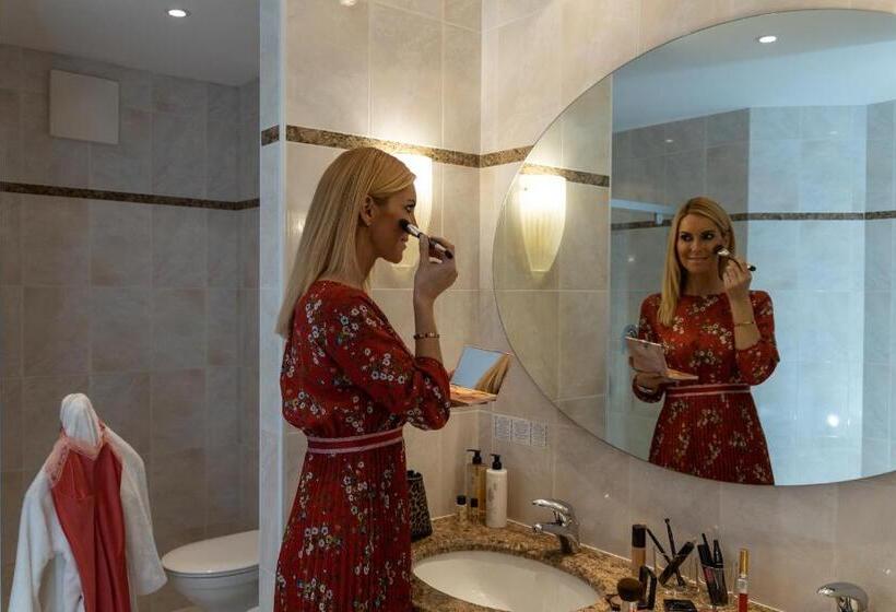 غرفة ديلوكس, Dominik Alpine City Wellness Hotel   Adults Only