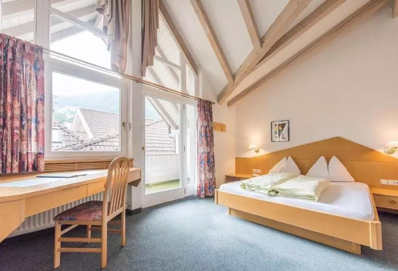Standard-huone, Fronza Your Mountain & Ski Home