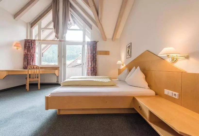 Economy Yhden Hengen Huone, Fronza Your Mountain & Ski Home