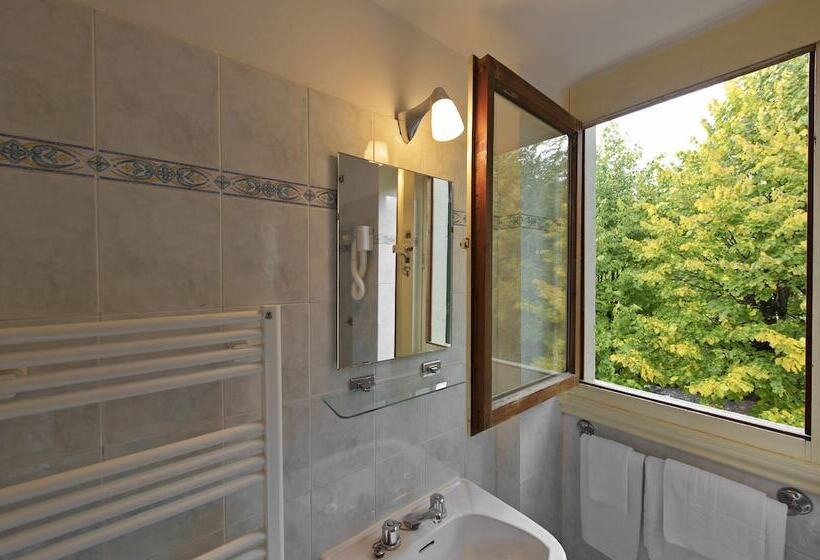 غرفة قياسية فردية, Giotto Park