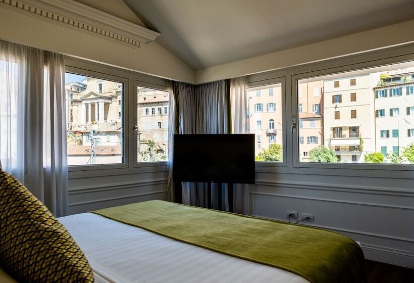 سوییت, Grand Hotel Palace