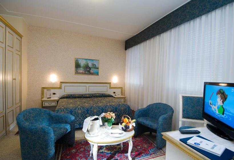 غرفة سوبيريور, Internazionale Terme