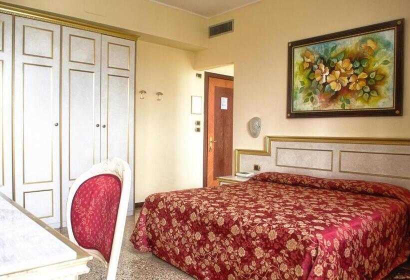 غرفة أساسية فردية, Internazionale Terme