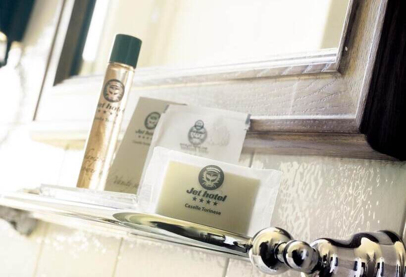 غرفة قياسية, Jet