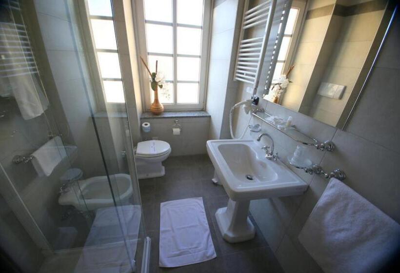 غرفة قياسية, Jet