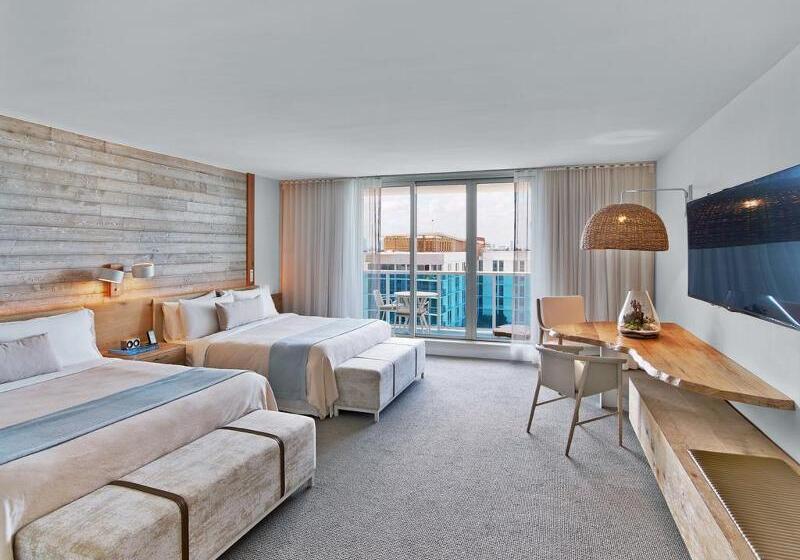 اتاق لوکس با چشم‌انداز, Kowloon Shangrila, Hong Kong