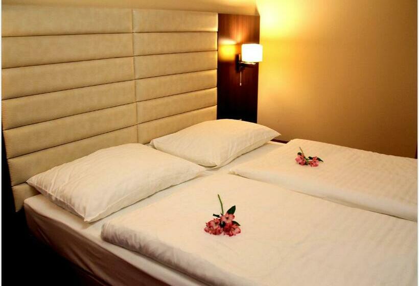 Номер Стандарт, Kristály Imperial