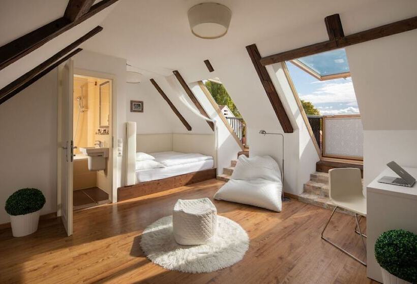 Номер Стандарт, Kristály Imperial