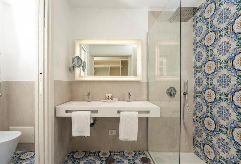 Четырехместный Номер Стандарт, La Vega