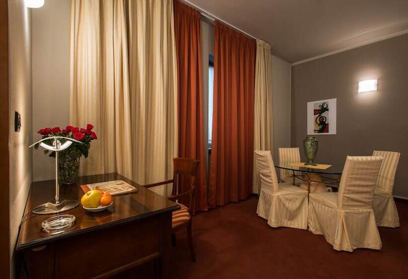 سوئیت کلاسیک, Lux