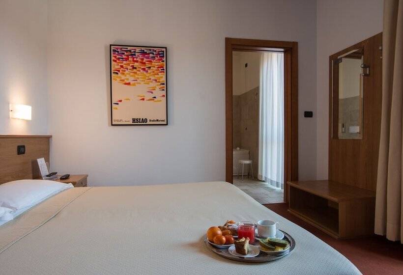 اتاق استاندارد, Lux