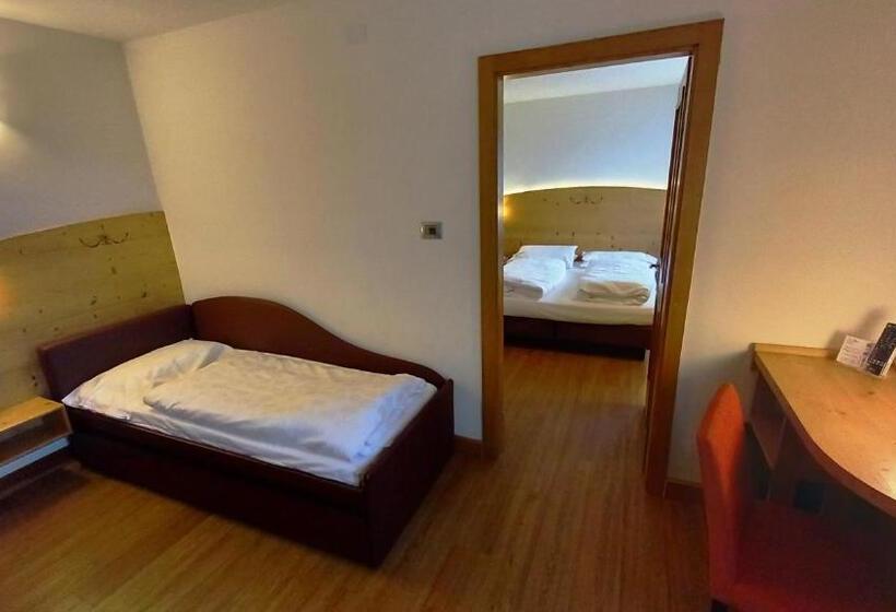 غرفة عائلية, Monte Bondone