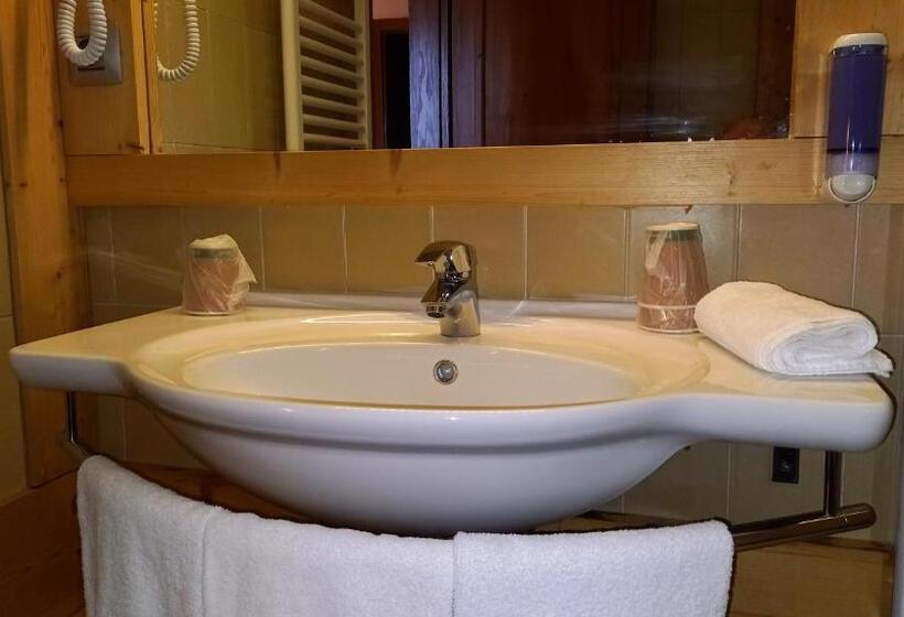 חדר משפחתי, Monte Bondone