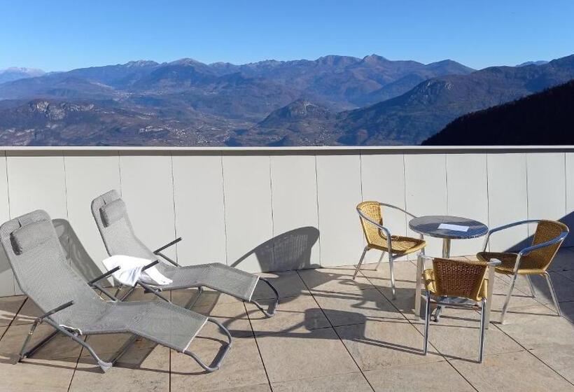 جناح ذو إطلالة بانورامية, Monte Bondone