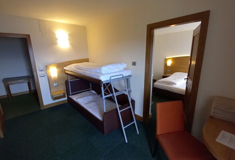 غرفة عائلية, Monte Bondone