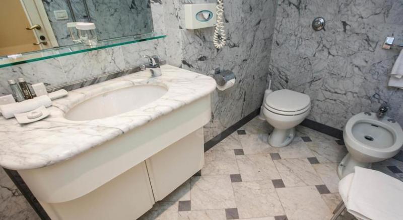 غرفة قياسية, President Terme