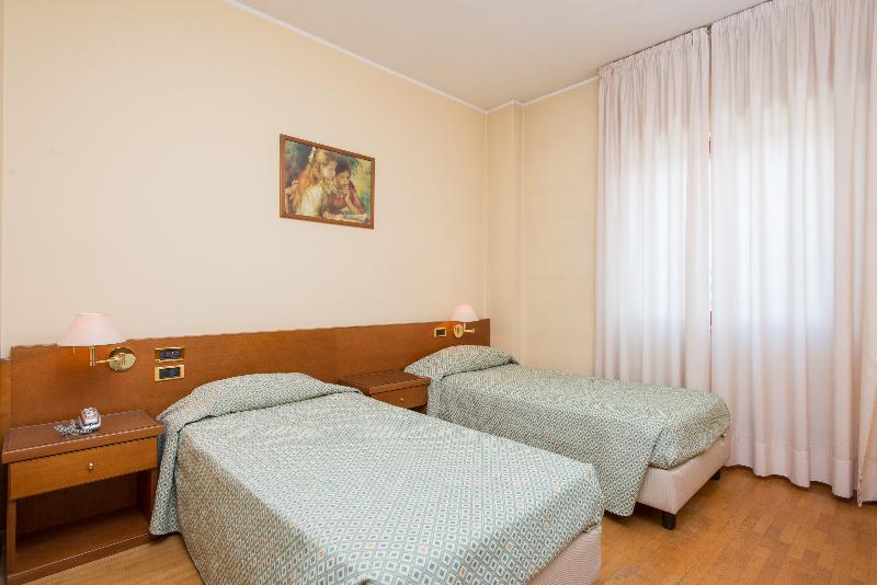 غرفة قياسية, San Francesco