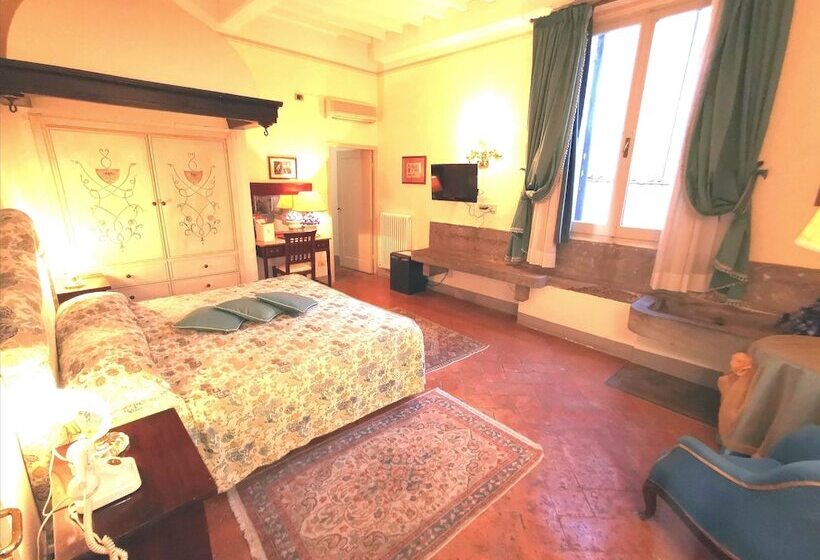 주니어 스위트, San Michele