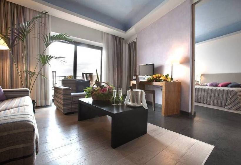 套房, Santa Tecla Palace