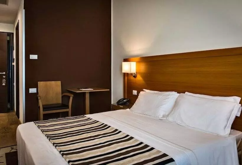 חדר קלאסי, Sardegna Hotel   Suites & Restaurant