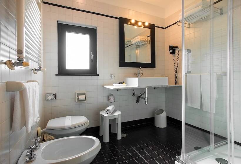 家庭间, Sardegna Hotel Suites & Restaurant