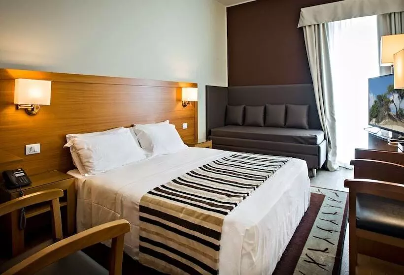 חדר משפחתי, Sardegna Hotel   Suites & Restaurant