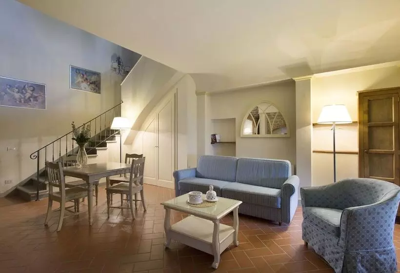 テラス付スイート, Tenuta Di Artimino Member Of Meliá Collection Wine Resort