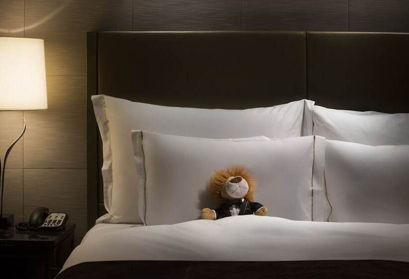 اتاق لوکس, The Ritz Carlton Hong Kong