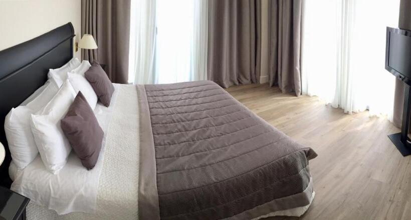 סוויטה, Touring