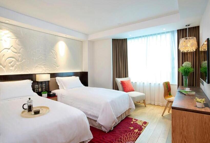 اتاق استاندارد پلاس, Wharney