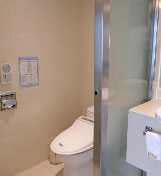 سوییت جونیور, Wharney