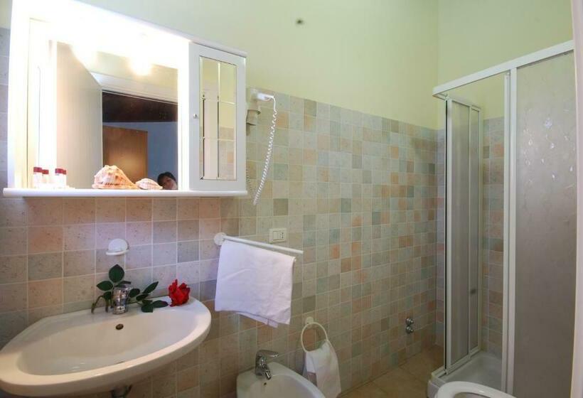 חדר סטנדרט נוף לבריכה, Villaggio Verde Cupra