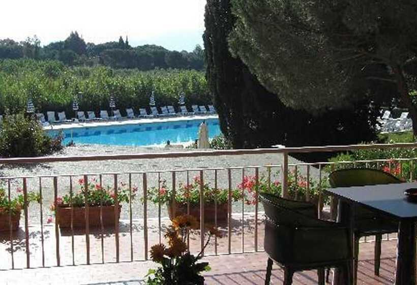 标准三人间, Uappala Club & Resort Lacona