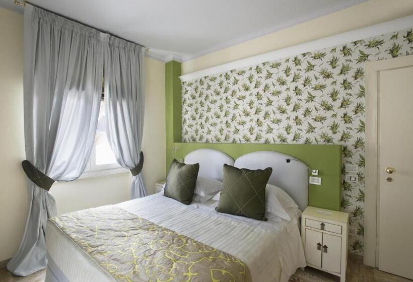 חדר סטנדרט, Augustus Hotel & Resort