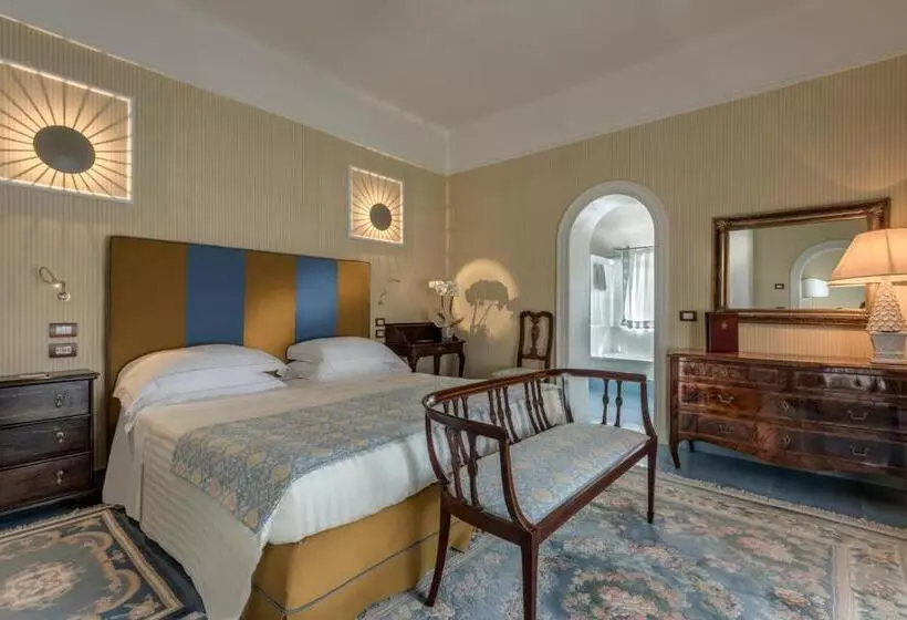 اتاق استاندارد, Augustus Hotel & Resort