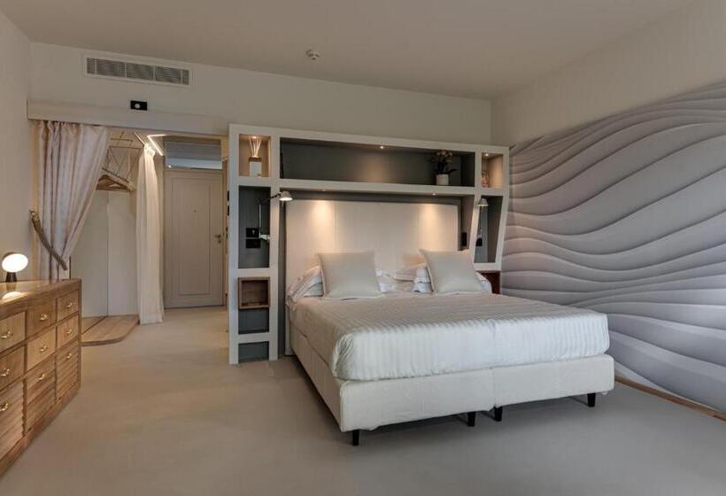 חיבור הדירה עם חדר שינה אחד, Augustus Hotel & Resort