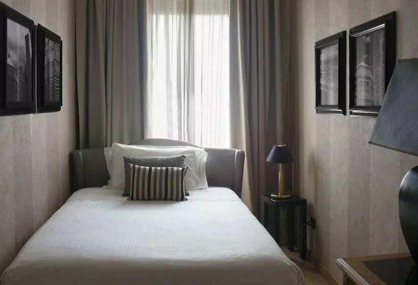 اتاق استاندارد یک نفره, c-hotels Ambasciatori