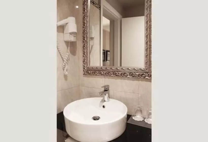 اتاق استاندارد یک نفره, c-hotels Ambasciatori