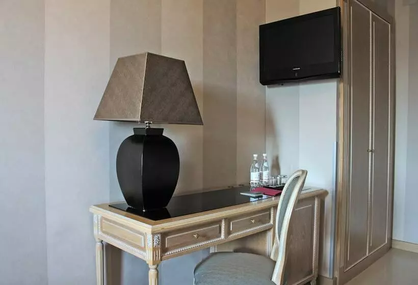 اتاق کلاسیک, c-hotels Ambasciatori